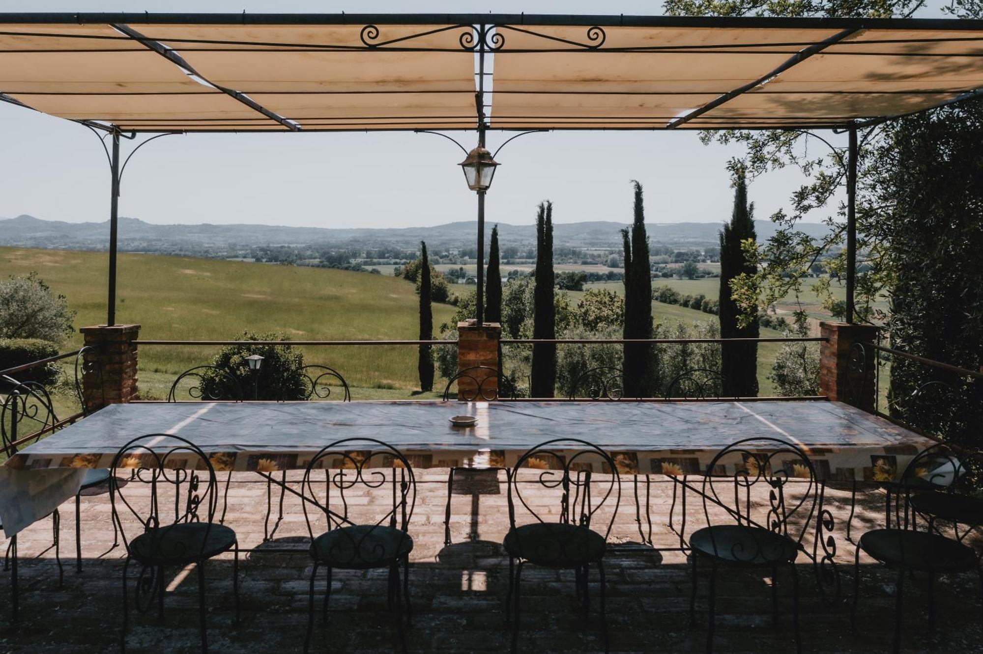 Podere Biagio Valiano Exterior photo